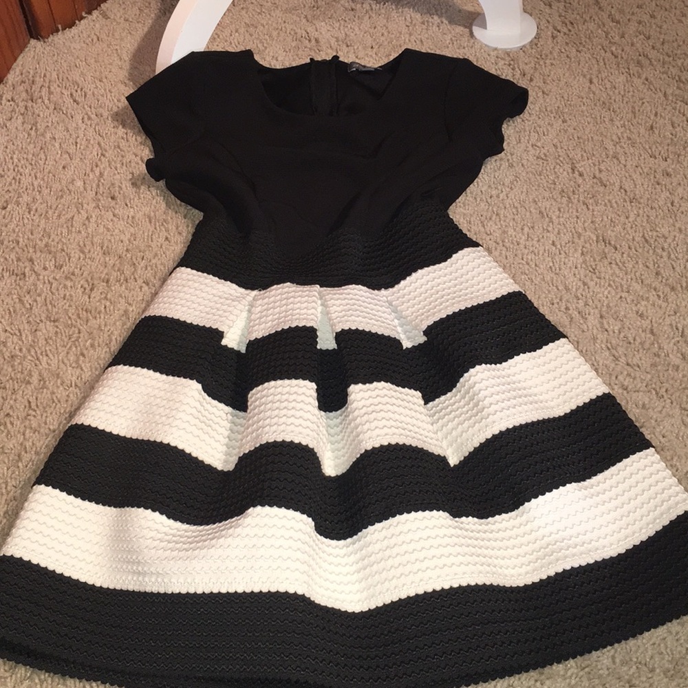 Lily Rose girls dress